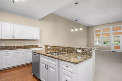 44 Twin Oaks Dr, Mashpee, MA 02649 photo 6