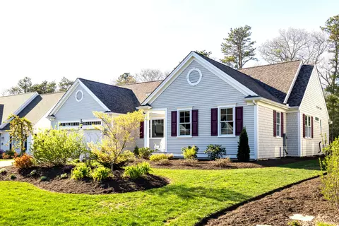 55 Blue Castle Dr, Mashpee, MA 02649 photo 4