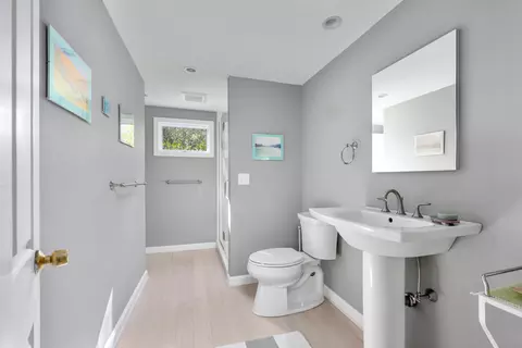 374 Putnam Ave, Cotuit, MA 02635 photo 19