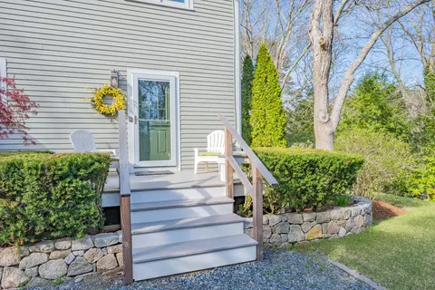 374 Putnam Ave, Cotuit, MA 02635 photo 30