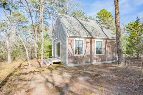 374 Putnam Ave, Cotuit, MA 02635 photo 25