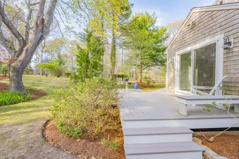 374 Putnam Ave, Cotuit, MA 02635 photo 33