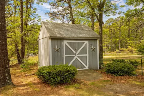 58 Tree Line Dr, Cotuit, MA 02635 photo 35