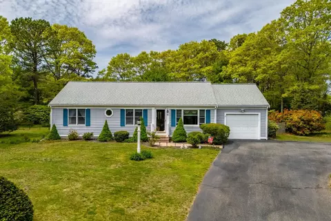 58 Tree Line Dr, Cotuit, MA 02635 photo 1