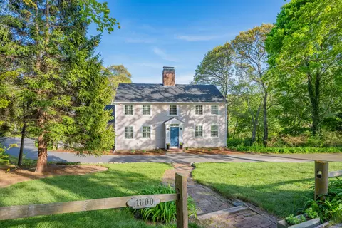 1000 Main St, Cotuit, MA 02635 photo 3