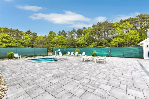 17 Chadwick Ct, Mashpee, MA 02649 photo 35