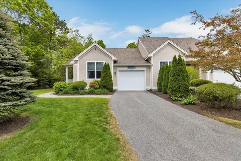 17 Chadwick Ct, Mashpee, MA 02649 photo 26