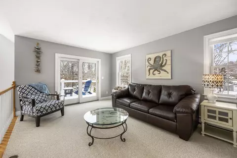 Living - 21 Bayview Rd, Mashpee, MA 02649 photo 5 of 7