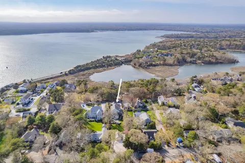 View/Area - 21 Bayview Rd, Mashpee, MA 02649 photo 7 of 11