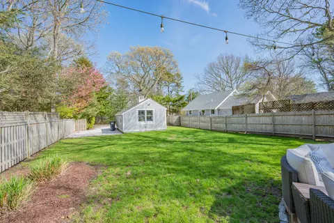 Exterior - 21 Bayview Rd, Mashpee, MA 02649 photo 16 of 24