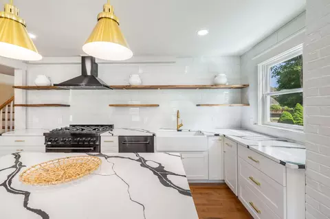 1180 Main St, Cotuit, MA 02635 photo 11