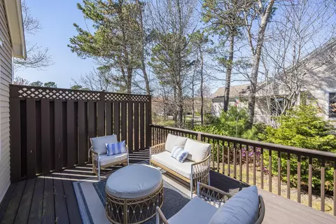 Exterior - 21 Chadwick Ct, Mashpee, MA 02649 photo 5 of 11