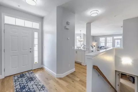 Entry Way - 21 Chadwick Ct, Mashpee, MA 02649 photo 1 of 3