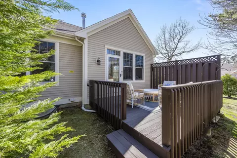 Exterior - 21 Chadwick Ct, Mashpee, MA 02649 photo 4 of 11