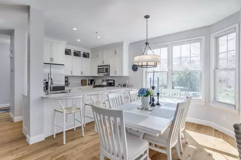 Dining - 21 Chadwick Ct, Mashpee, MA 02649 photo 1 of 4