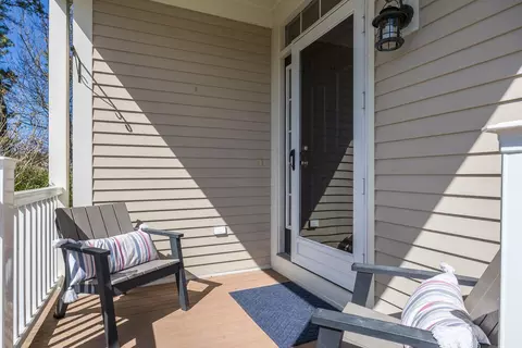 Exterior - 21 Chadwick Ct, Mashpee, MA 02649 photo 3 of 11