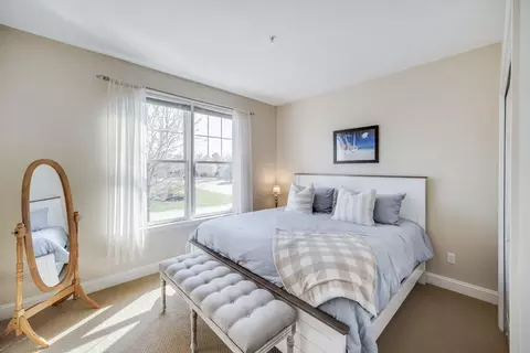 Bedroom - 21 Chadwick Ct, Mashpee, MA 02649 photo 4 of 7