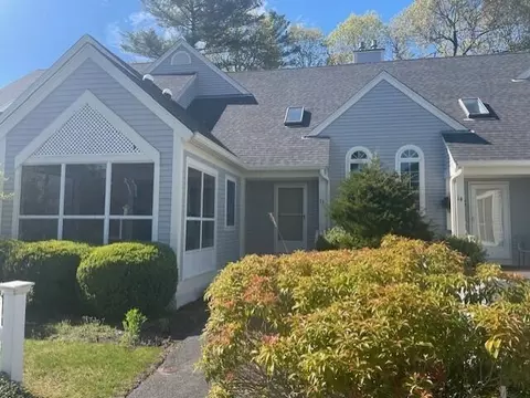 12 Red Cedar Rd, Mashpee, MA 02649 photo 1