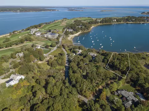 0 Crows Pond Rd, Chatham, MA 02633