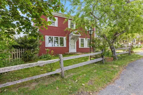 22 Browne St, Provincetown, MA 02657