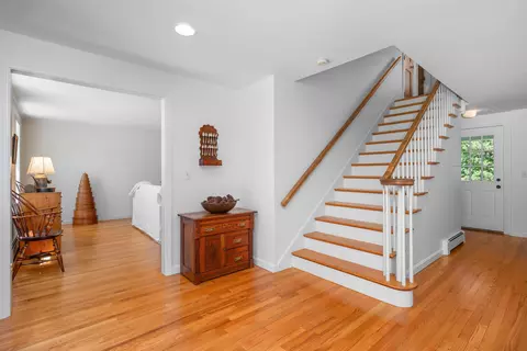 Entry Way - 91 Allyn Ln, Barnstable, MA 02630 photo 6 of 7