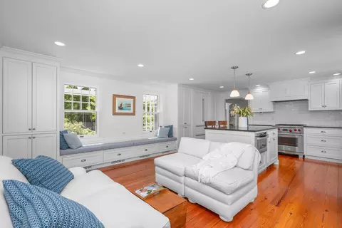 Kitchen - 91 Allyn Ln, Barnstable, MA 02630 photo 3 of 6