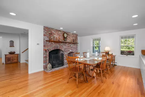 Dining - 91 Allyn Ln, Barnstable, MA 02630 photo 1 of 3