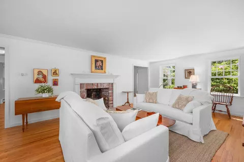 Living - 91 Allyn Ln, Barnstable, MA 02630 photo 1 of 5