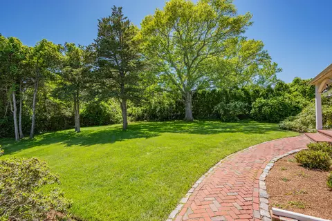 Exterior - 91 Allyn Ln, Barnstable, MA 02630 photo 10 of 24