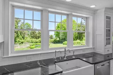 Kitchen - 91 Allyn Ln, Barnstable, MA 02630 photo 2 of 6