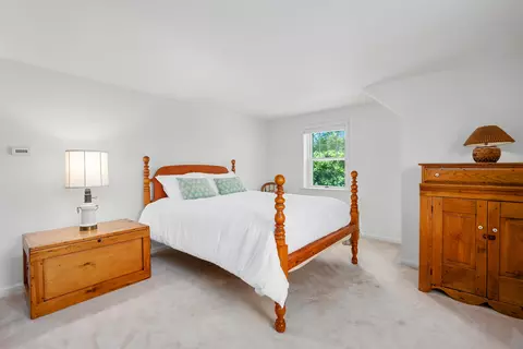 Bedroom - 91 Allyn Ln, Barnstable, MA 02630 photo 2 of 5