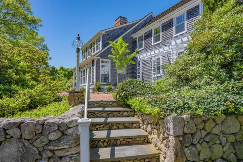 Exterior - 91 Allyn Ln, Barnstable, MA 02630 photo 9 of 24