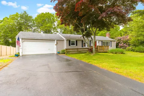 65 Thistle Dr, Centerville, MA 02632 photo 3