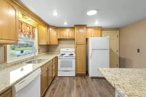 65 Thistle Dr, Centerville, MA 02632 photo 11