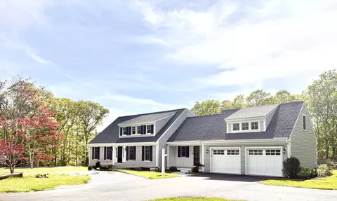 47 Daleys Ter, Orleans, MA 02653