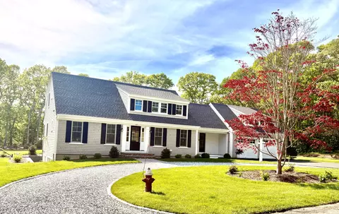 47 Daleys Ter, Orleans, MA 02653