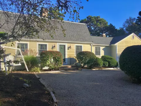 194 John Joseph Rd, Harwich, MA 02645