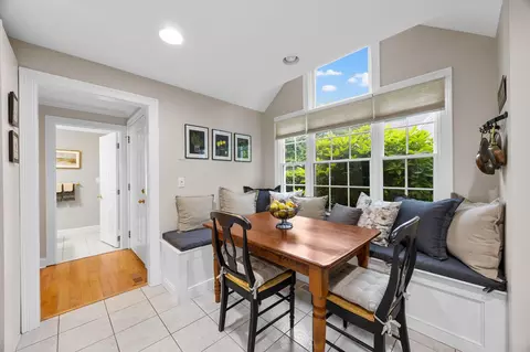 2 Darby Pt, Mashpee, MA 02649 photo 7