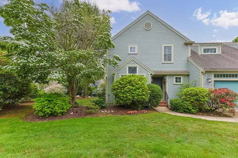 2 Darby Pt, Mashpee, MA 02649 photo 1