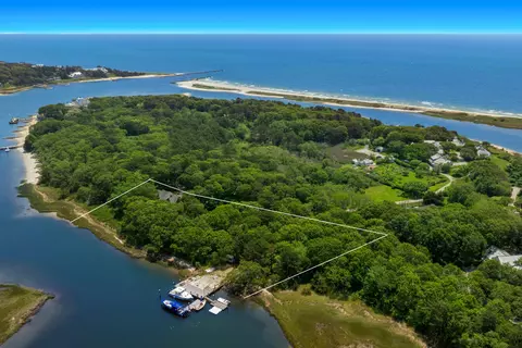14 Indian Trl, Osterville, MA 02655