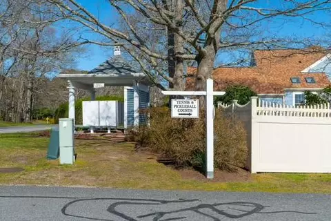 Exterior - 3 Mayfair Ct, Mashpee, MA 02649 photo 13 of 15