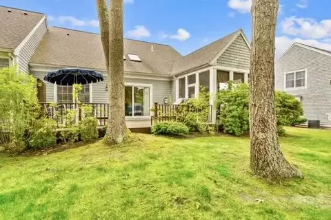 Exterior - 3 Mayfair Ct, Mashpee, MA 02649 photo 11 of 15