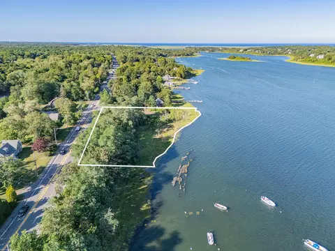 320 State Hwy, Eastham, MA 02642