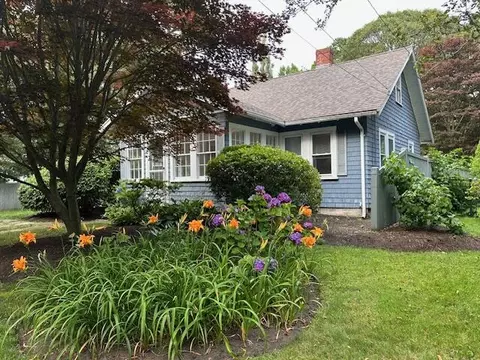 22 First Ave, West Hyannisport, MA 02672
