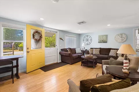 32 Ruby St, West Yarmouth, MA 02673 photo 5