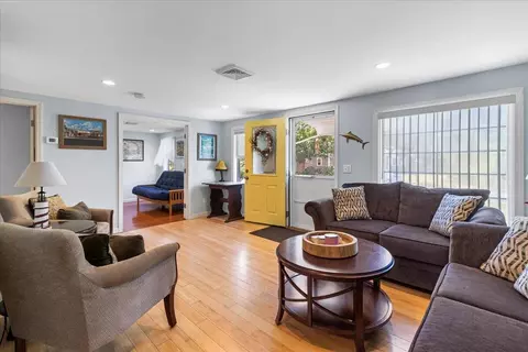 32 Ruby St, West Yarmouth, MA 02673 photo 6