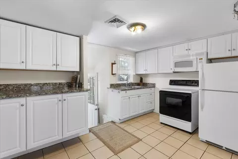 32 Ruby St, West Yarmouth, MA 02673 photo 9