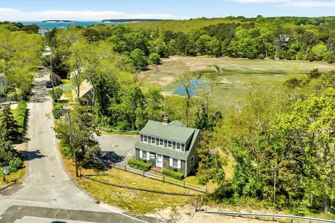 View/Area - 10 Pine Point Rd, Wellfleet, MA 02667 photo 5 of 9