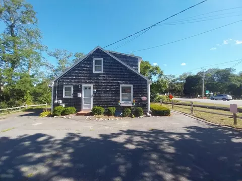 Exterior - 10 Pine Point Rd, Wellfleet, MA 02667 photo 10 of 10