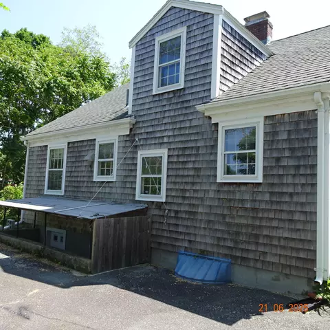 Exterior - 10 Pine Point Rd, Wellfleet, MA 02667 photo 6 of 10